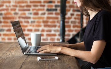 Programa virtual de UNM se centra en las necesidades de los estudiantes hispanos/latinos y amerindios