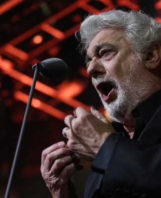 PLÁCIDO DOMINGO, Una Leyenda en la Ópera
