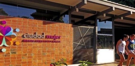 Refuerzan formación del personal de salud de Ciudad Mujer