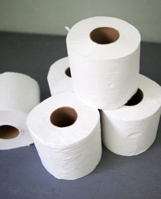 Comenzó el pago de la compensación del papel higiénico