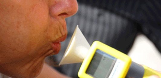 Unasev y farmacias acordaron acciones de prevención para conductores sobre alcohol contenido en medicamentos homeopáticos