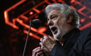 PLÁCIDO DOMINGO, Una Leyenda en la Ópera
