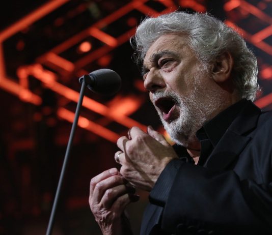 PLÁCIDO DOMINGO, Una Leyenda en la Ópera