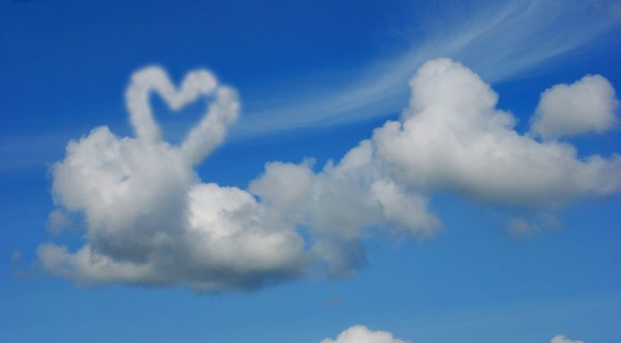 EN CADA NIÑO NACE UN TROZO DE CIELO