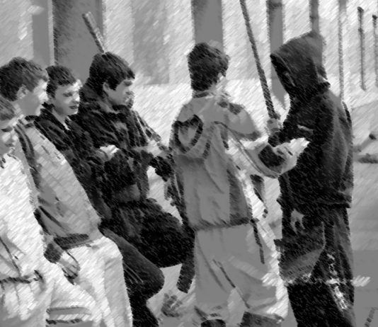 CONTEXTOS SOCIALES DESTRUCTIVOS