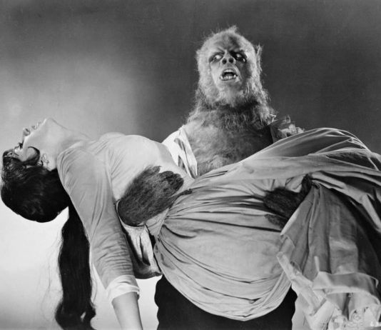 DE MONSTRUOS Y BELLAS