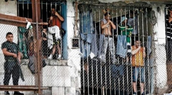 CUESTIONES INHUMANAS O DEGRADANTES: